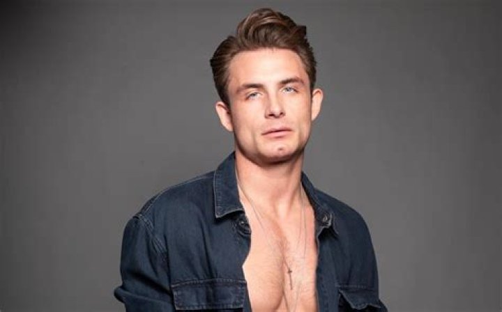Actor & DJ Kennedy with his Turntable. Know more about James bio, wiki, age, mom, dad, parents, family, and Twitter