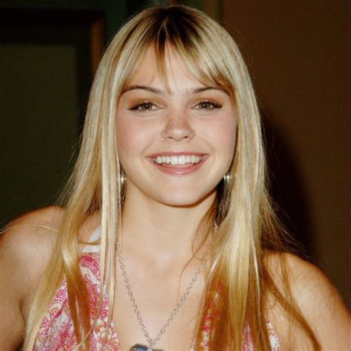 Aimee Teegarden photo