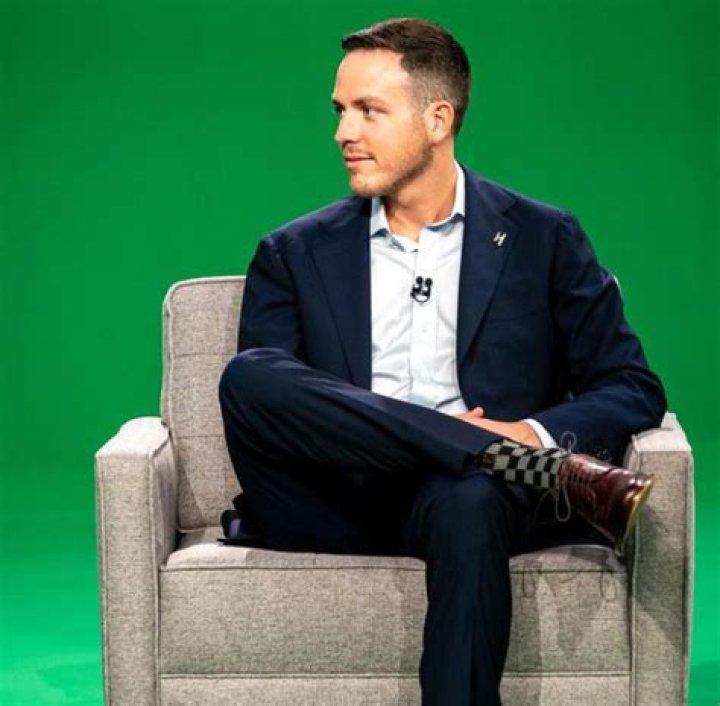 Alex Bowman - Age, Family, Bio