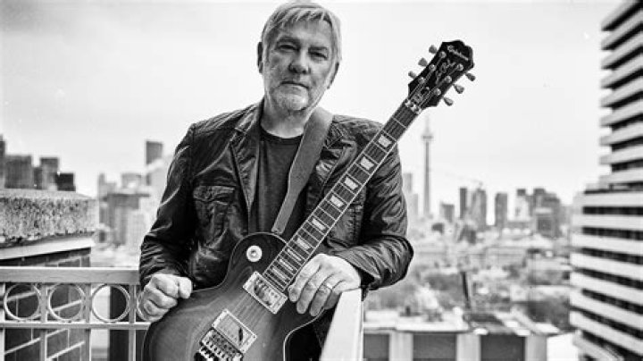 Alex Lifeson photo 3