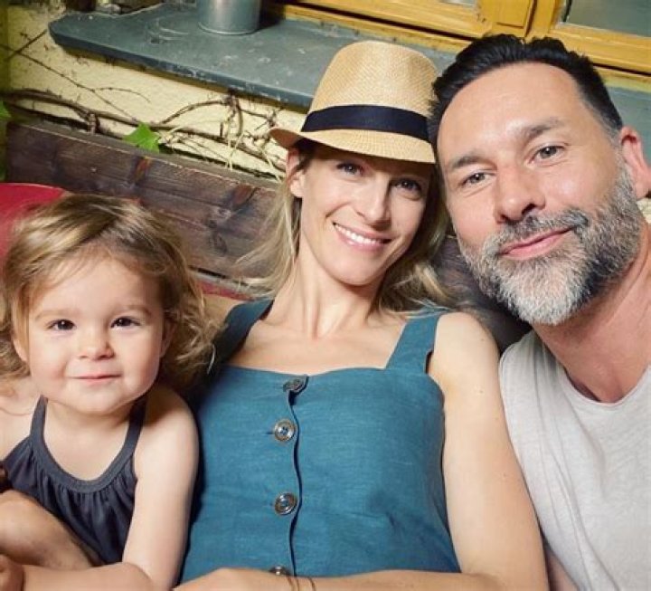 Alexia Fast - Age, Family, Bio