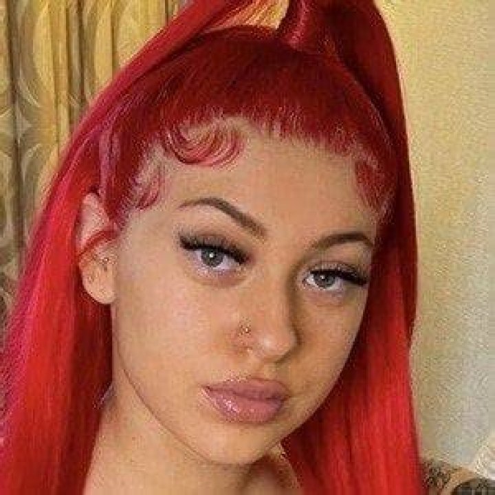 Alli Haas - Age, Family, Bio