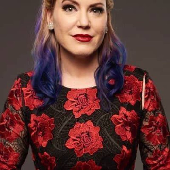 Amy Allan - Age, Family, Bio