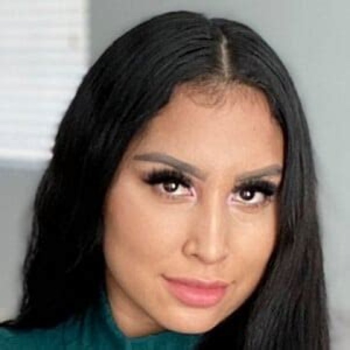 Aury Martinez - Age, Family, Bio