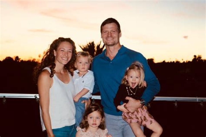 Bailey Chase photo 3