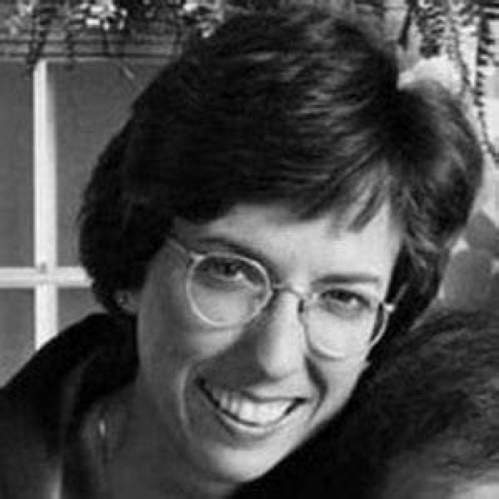 Beverly Archer - Age, Family, Bio