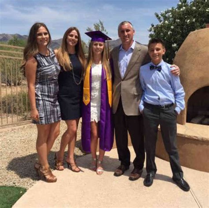 Bobby Hurley - Age, Family, Bio