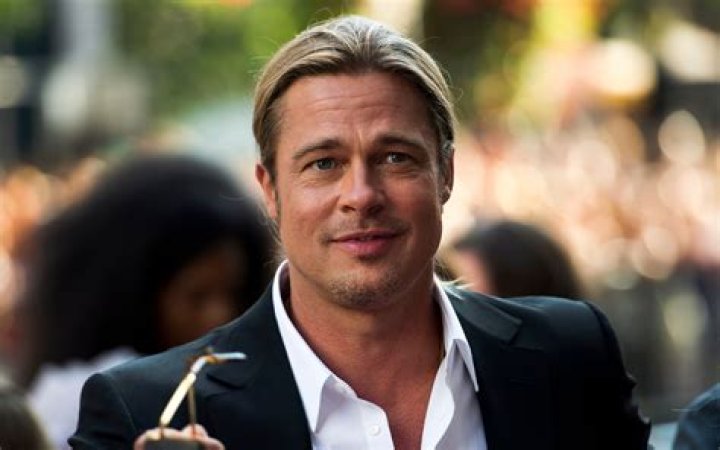 Brad Pitt Net Worth: House & Charity