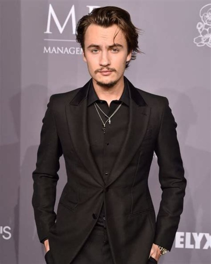 Brandon Thomas Lee Bio (Wiki) 