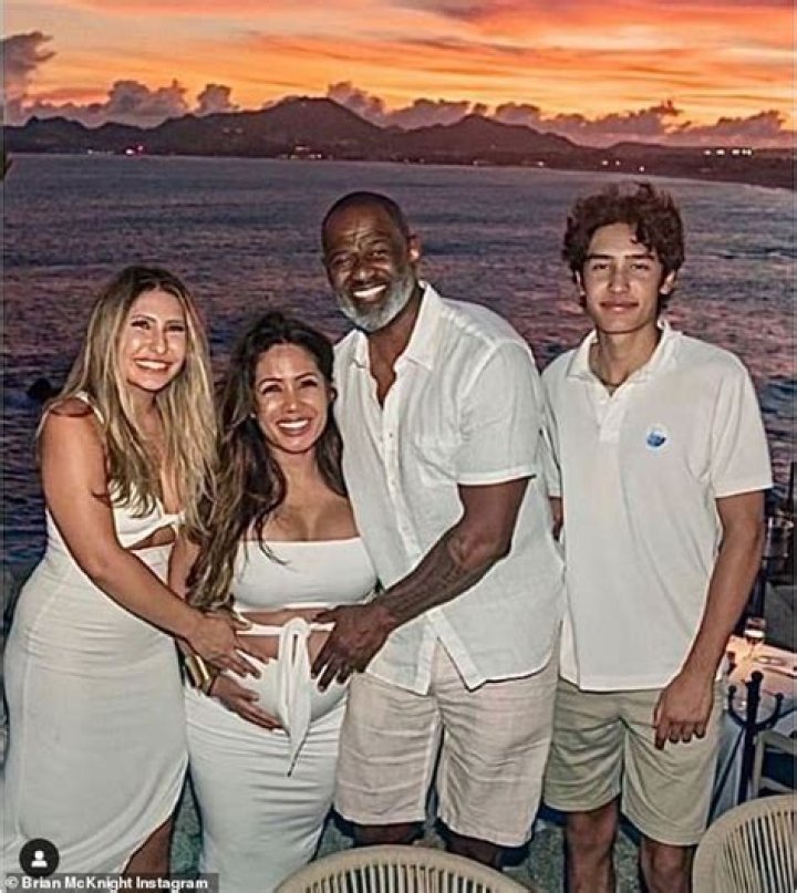 Brian McKnight - Age, Family, Bio