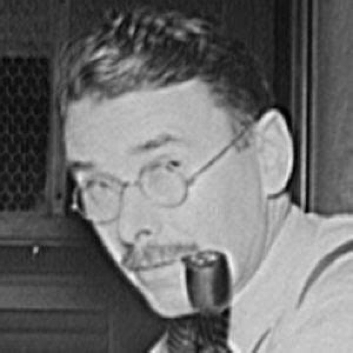 Brooks Atkinson - Trivia, Family, Bio