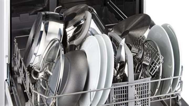 Can Lenox go in the dishwasher?