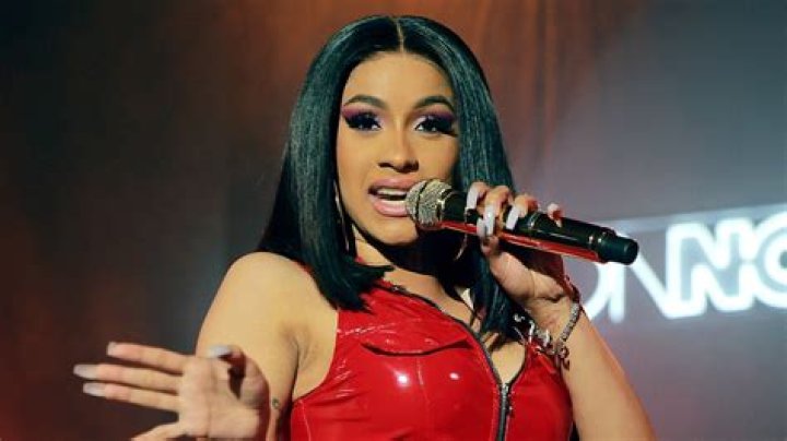 Cardi B Won’t Face Charges for Throwing Mic at a Concertgoer! Cardi B Won’t Face Charges for Throwing Mic at a Concertgoer!