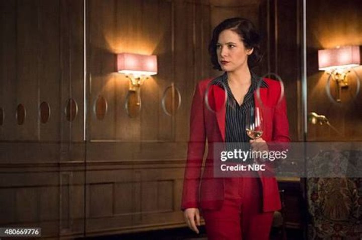 Caroline Dhavernas photo 3