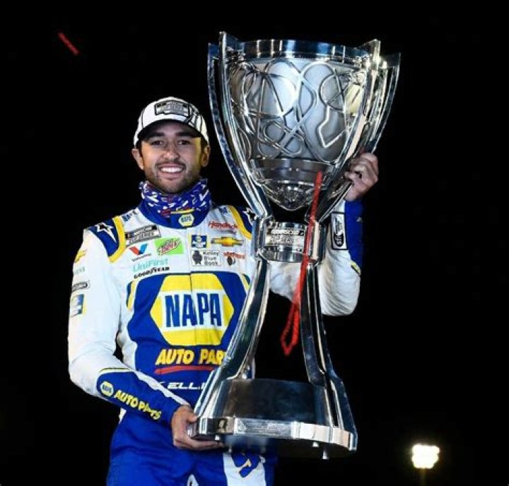 Chase Elliott photo 3