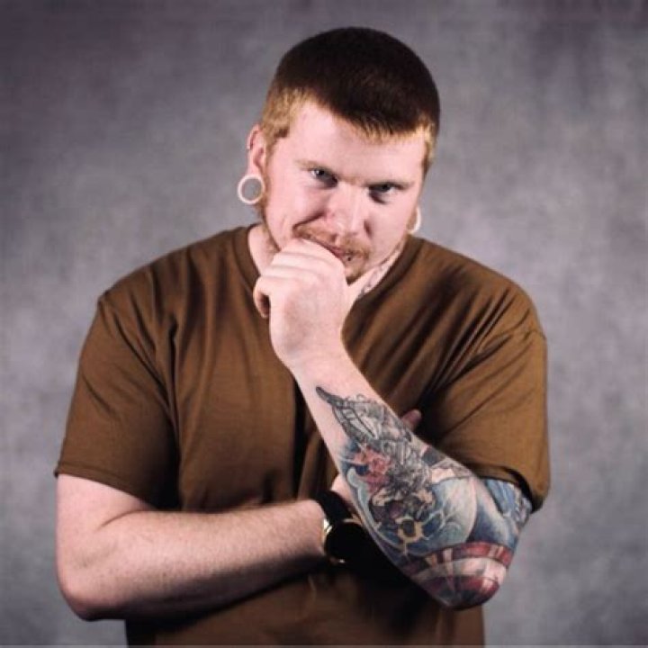 Chris Robertson - Age, Family, Bio