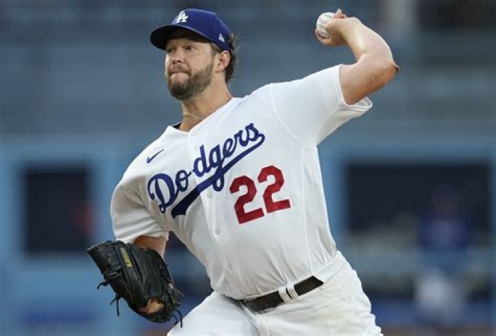 Clayton Kershaw photo 2
