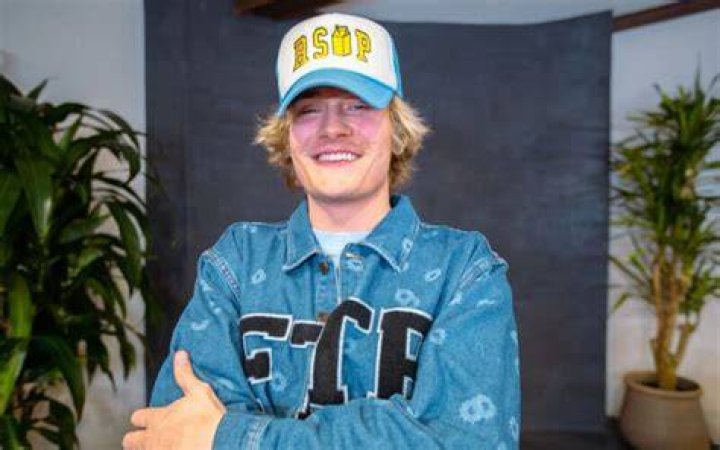 Cole Bennett Net Worth: Career & Lifestyle