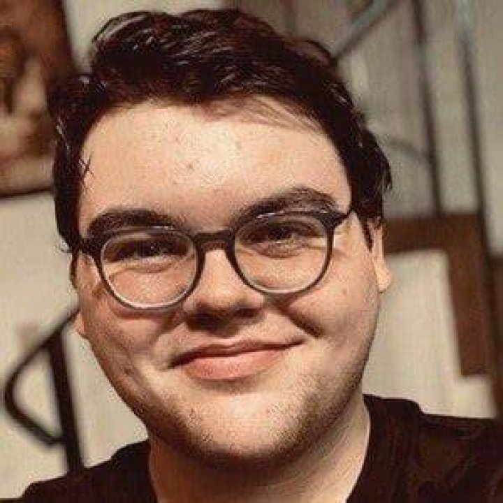 Damien Lee - Age, Family, Bio