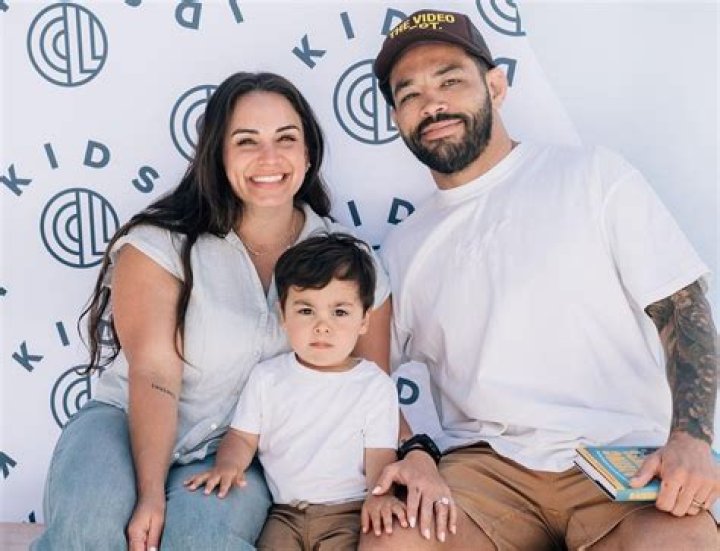 Dan Ige - Age, Family, Bio