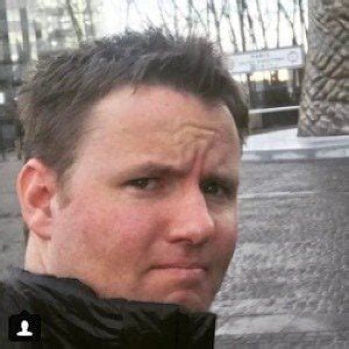 Dan Markham - Age, Family, Bio