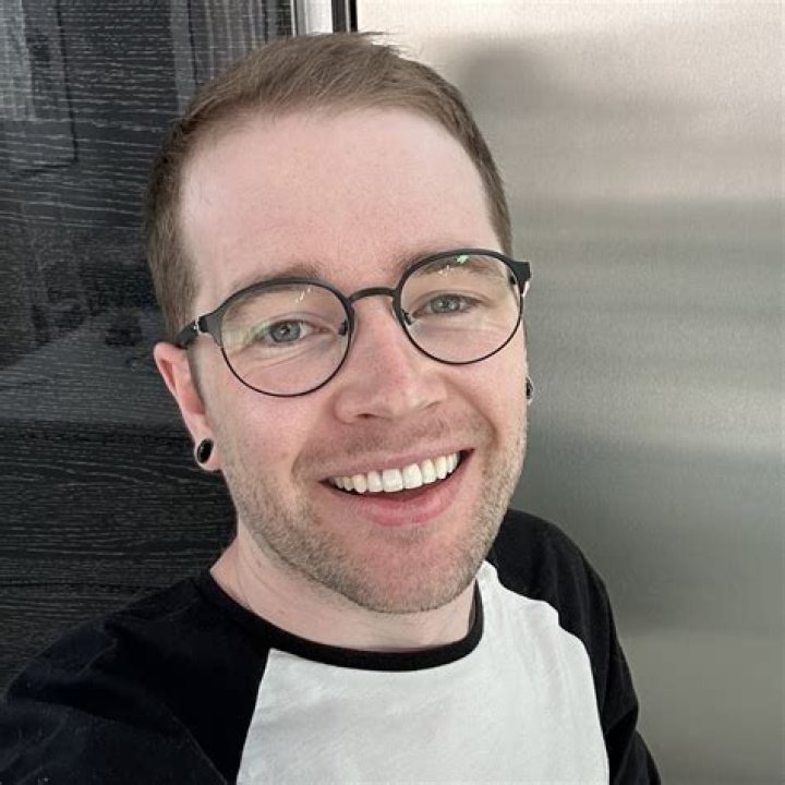 Daniel Middleton popular for his YouTube name DanTDM is taking his gaming career along his personal life!