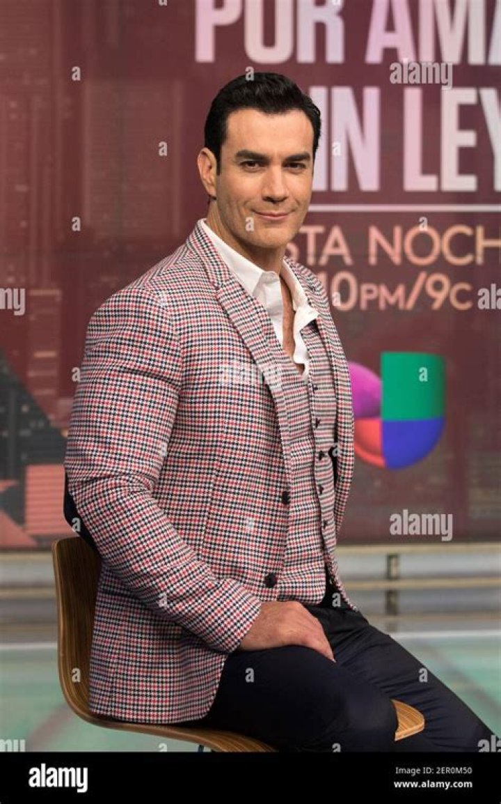 David Zepeda - Age, Family, Bio