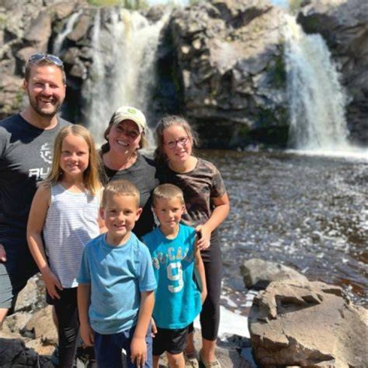 Dawn Madsen - Age, Family, Bio