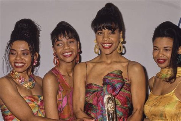 Dawn Robinson photo 3