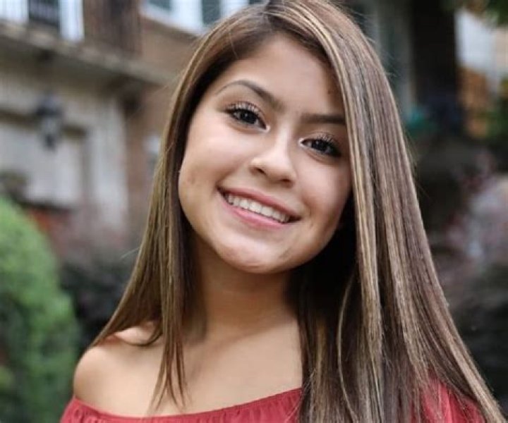 Desiree Montoya Bio (Wiki) 