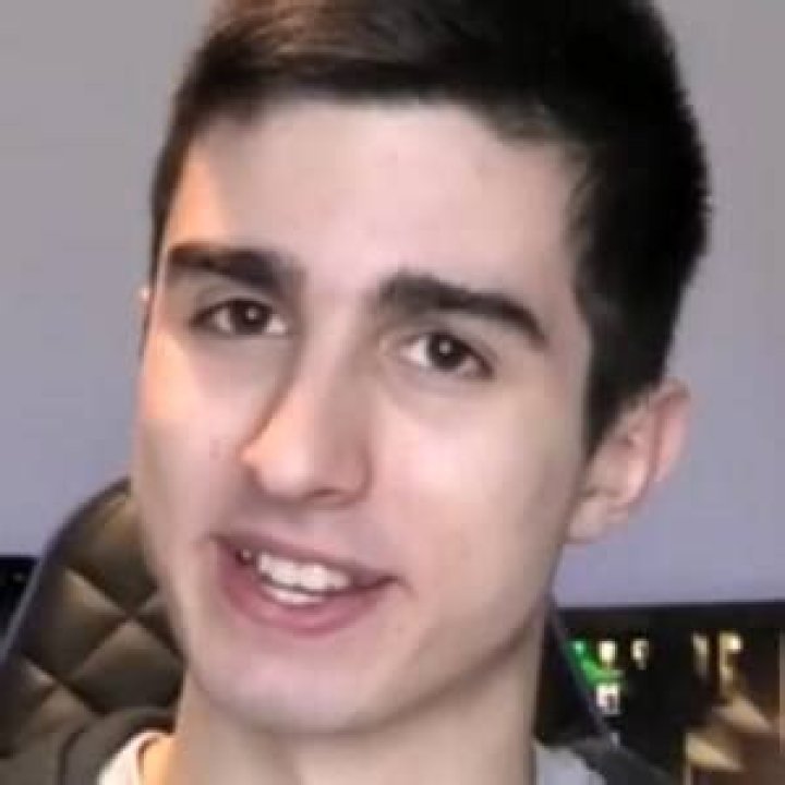 Diamondbolt - Age, Family, Bio
