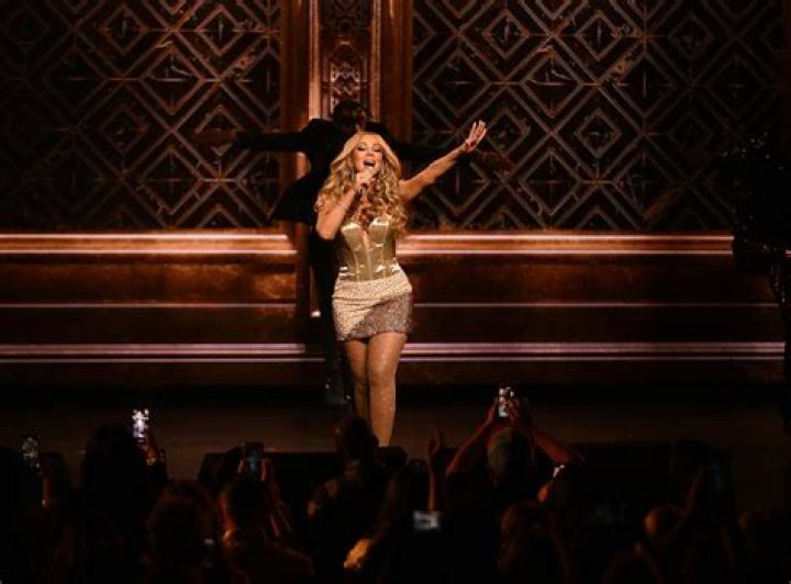 Did Mariah Carey go under the knife for Boob Job.
