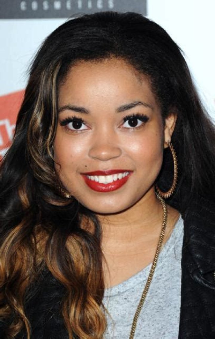 Dionne Bromfield Bio (Wiki) 