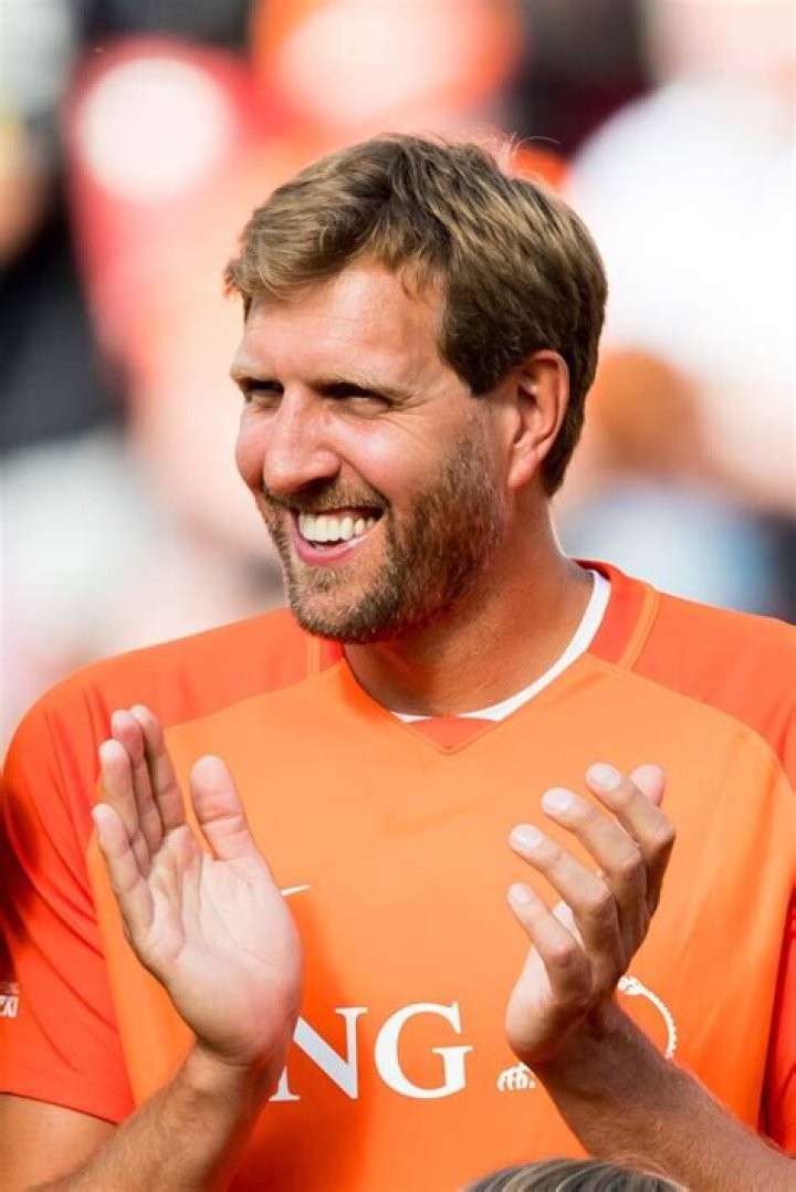 Dirk Nowitzki Bio (Wiki) 