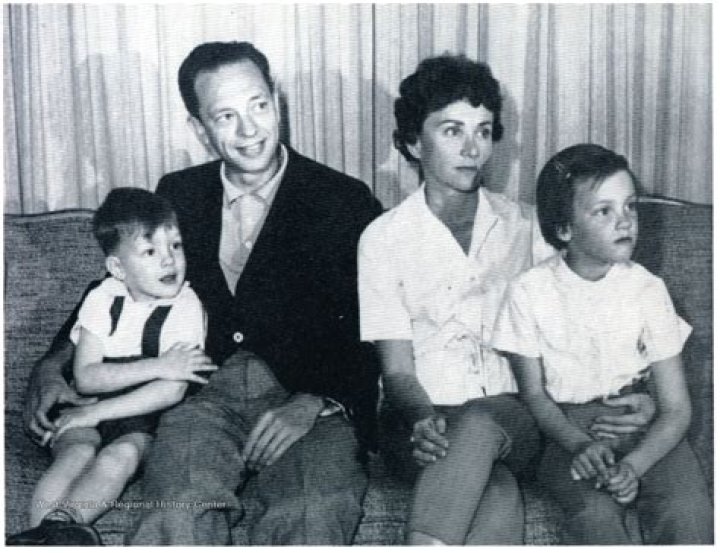 Don Knotts - Trivia, Family, Bio