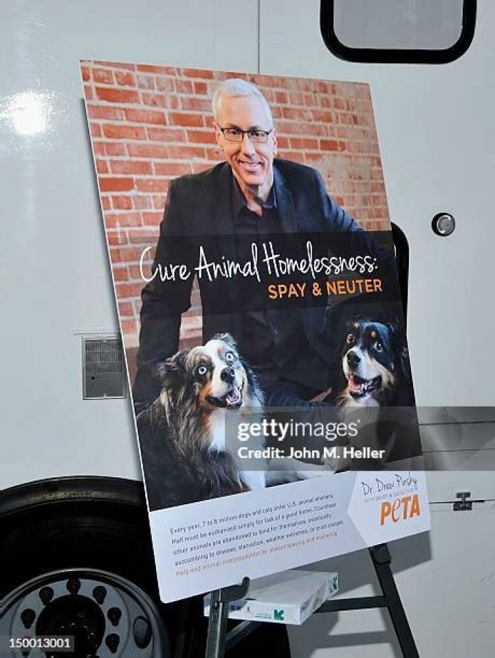 Dr Drew Pinsky photo