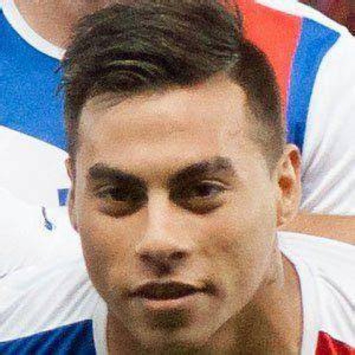 Eduardo Vargas - Age, Family, Bio