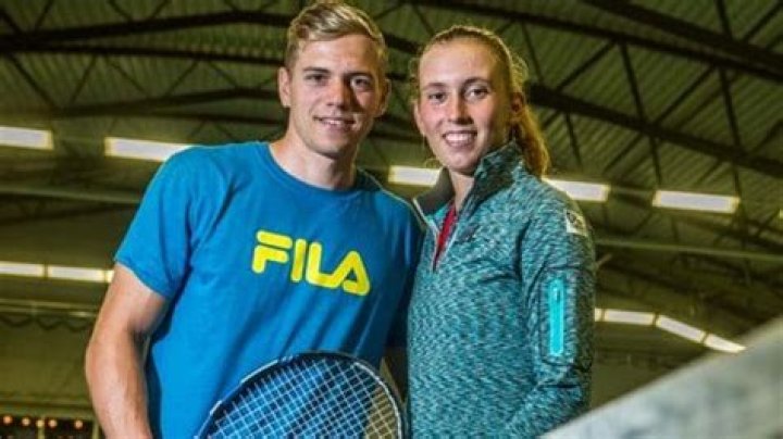 Elise Mertens Husband