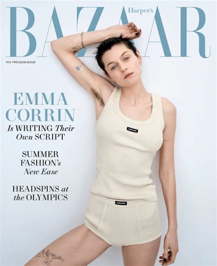Emma Corrin photo 2