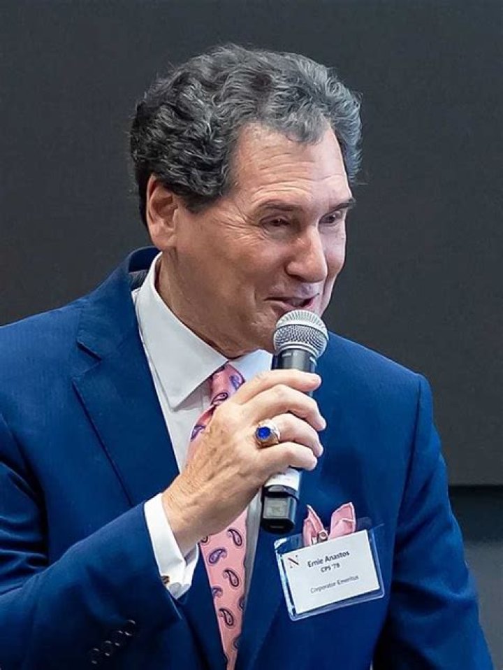 Ernie Anastos photo