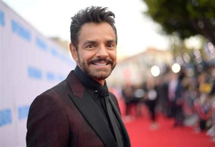 Eugenio Derbez height and weight