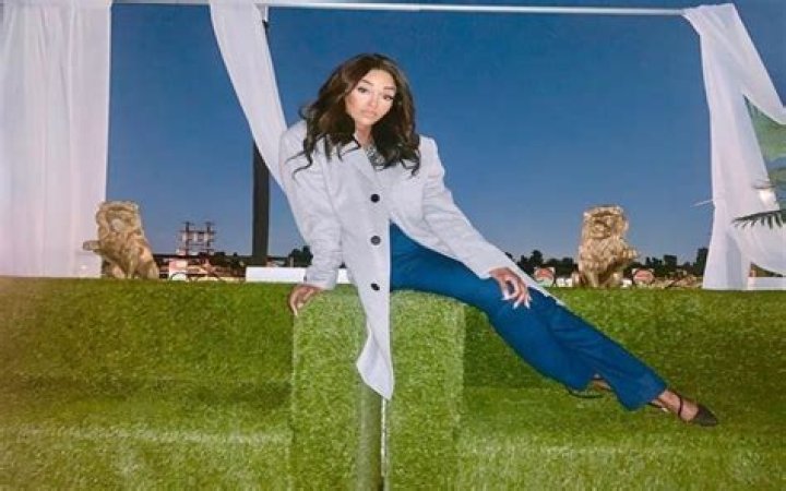 Getting To Know Maryam Basir