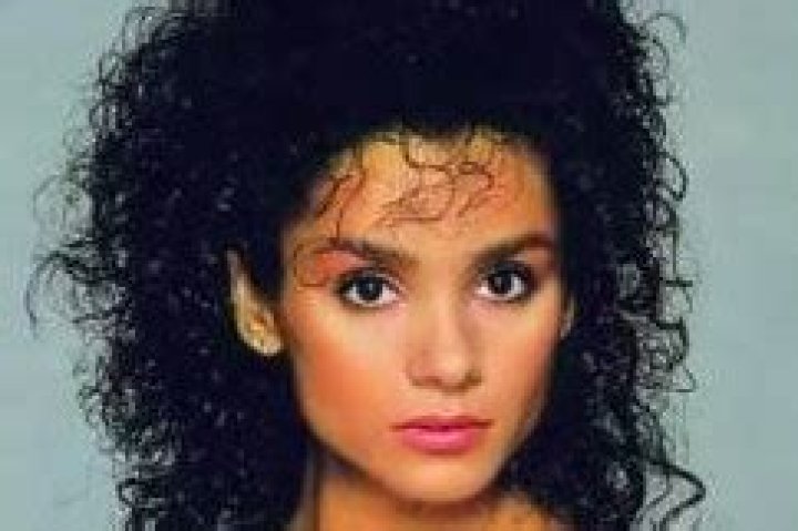 Gladys Portugues Bio (Wiki) 