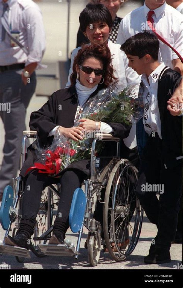 Gloria Estefan on a Wheelchair after a bus accident