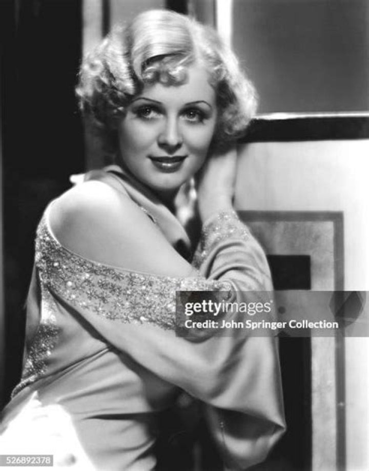 Gloria Stuart photo 2