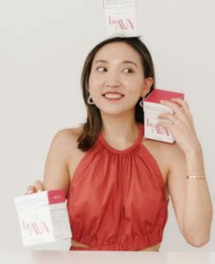 Glowwithava - Age, Family, Bio