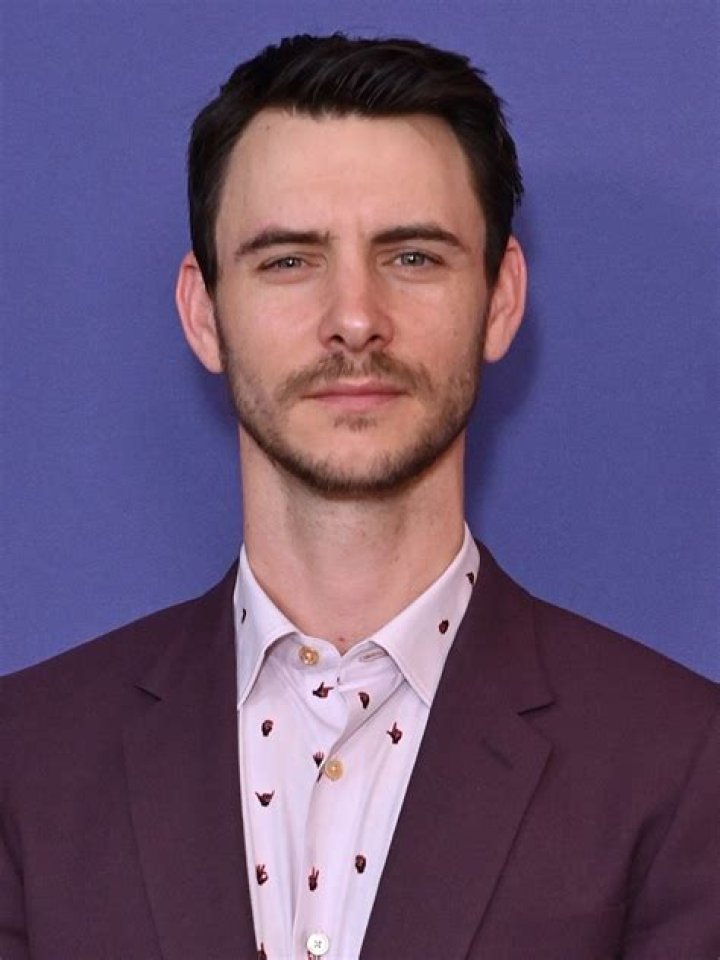Harry Lloyd photo 3