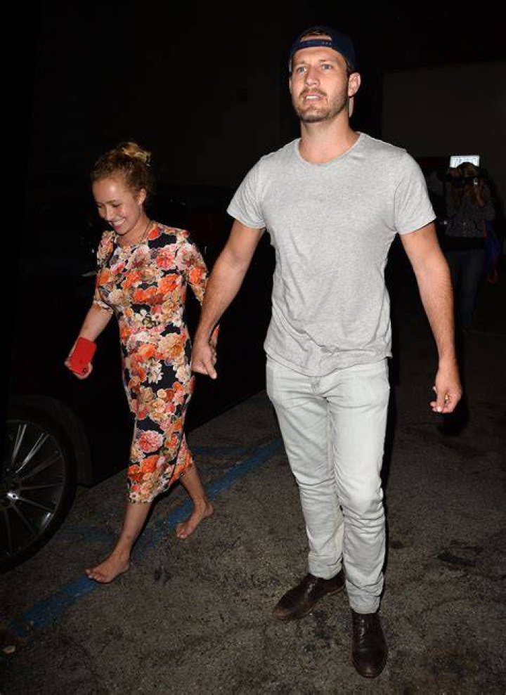 Hayden Panettiere and Brian Hickerson out with Hayden's family in Florida