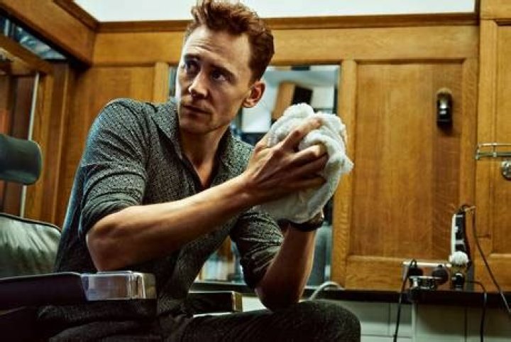 hiddles2