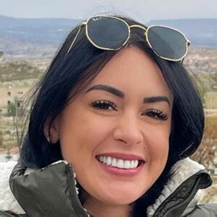 Imaray Ulloa - Age, Family, Bio